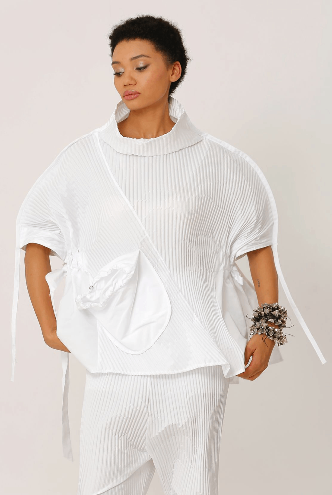 PLEATED PANCO BLOUSE